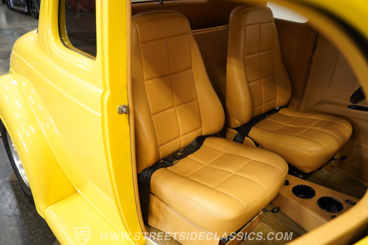 1936 DeSoto Coupe Airstream