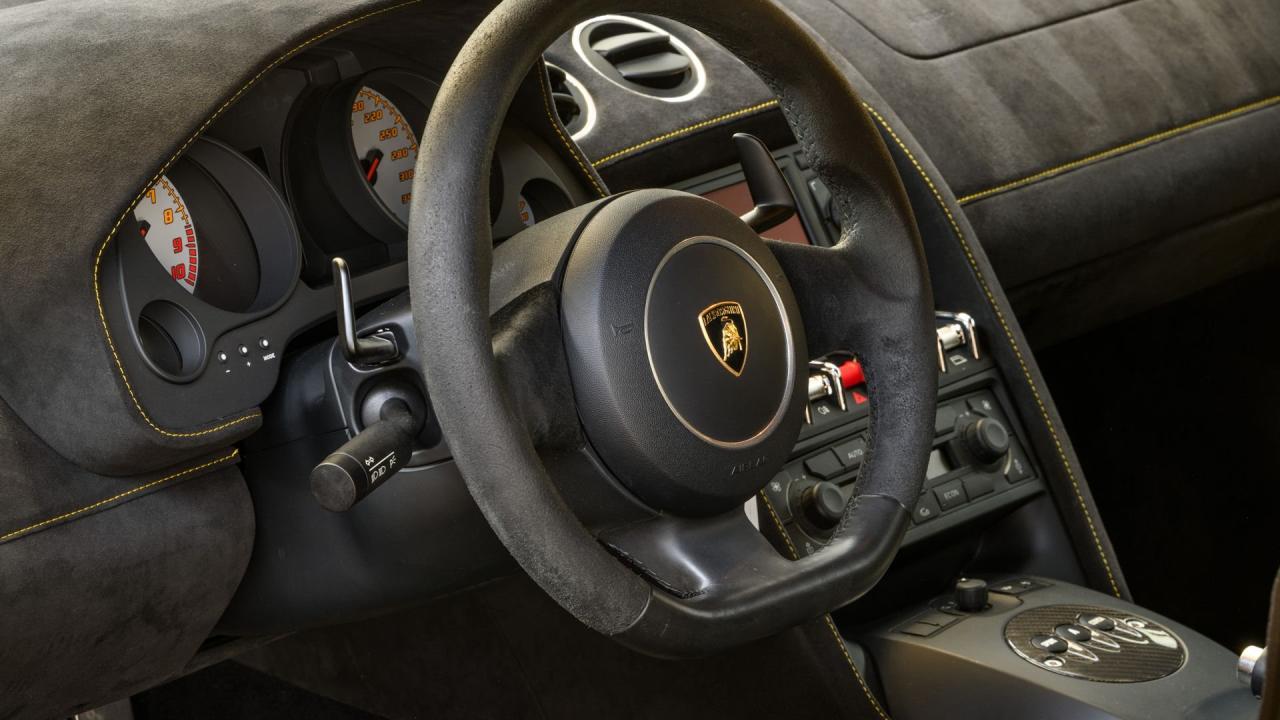 2011 Lamborghini Gallardo LP570-4 Superleggera