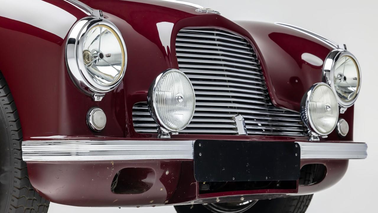1953 Aston Martin DB2 Vantage Drop Head Coupe