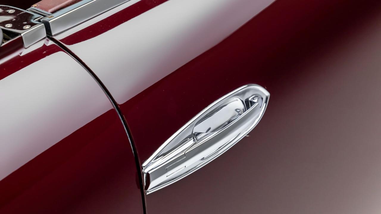 1953 Aston Martin DB2 Vantage Drop Head Coupe