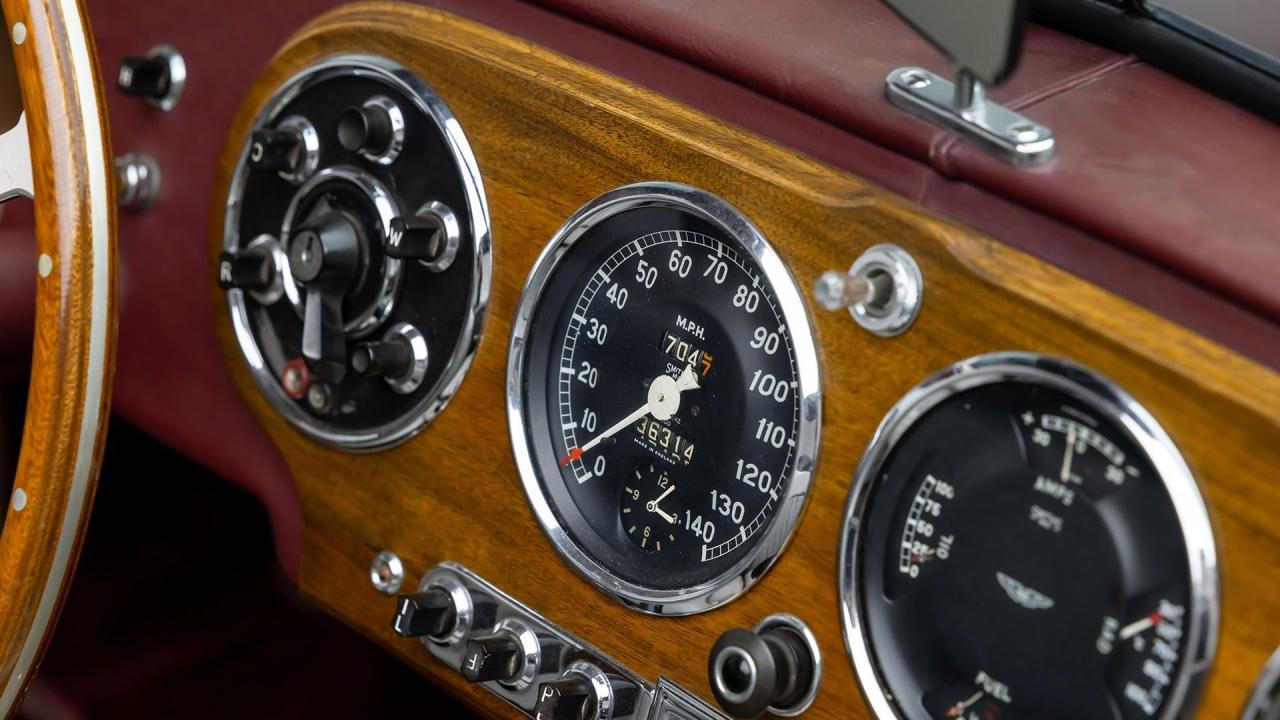 1953 Aston Martin DB2 Vantage Drop Head Coupe