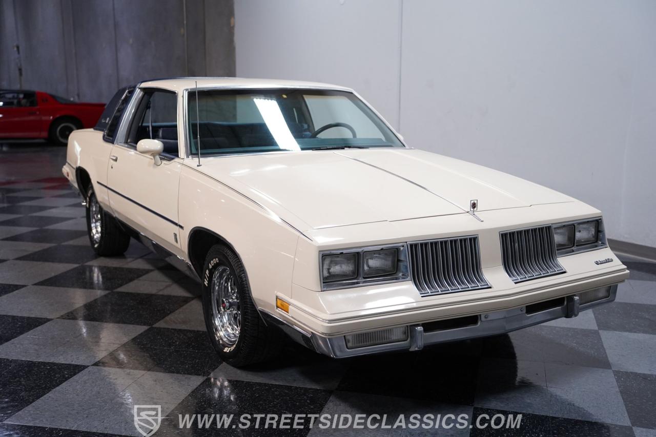 1984 Oldsmobile Cutlass Supreme Brougham