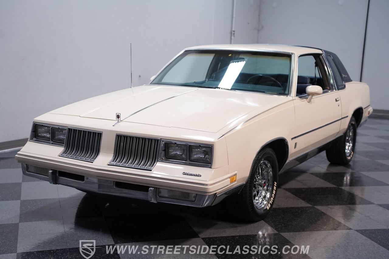1984 Oldsmobile Cutlass Supreme Brougham