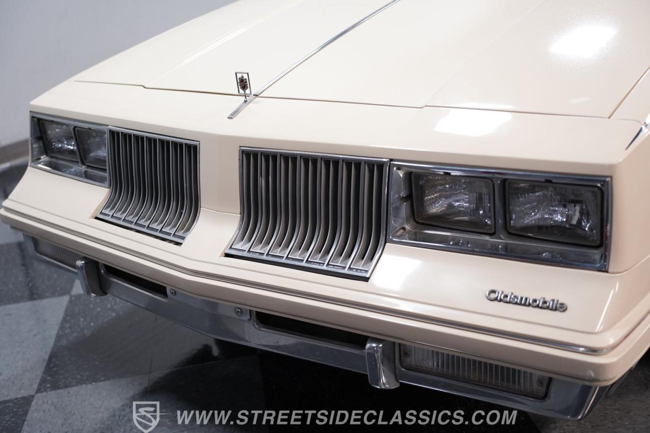 1984 Oldsmobile Cutlass Supreme Brougham