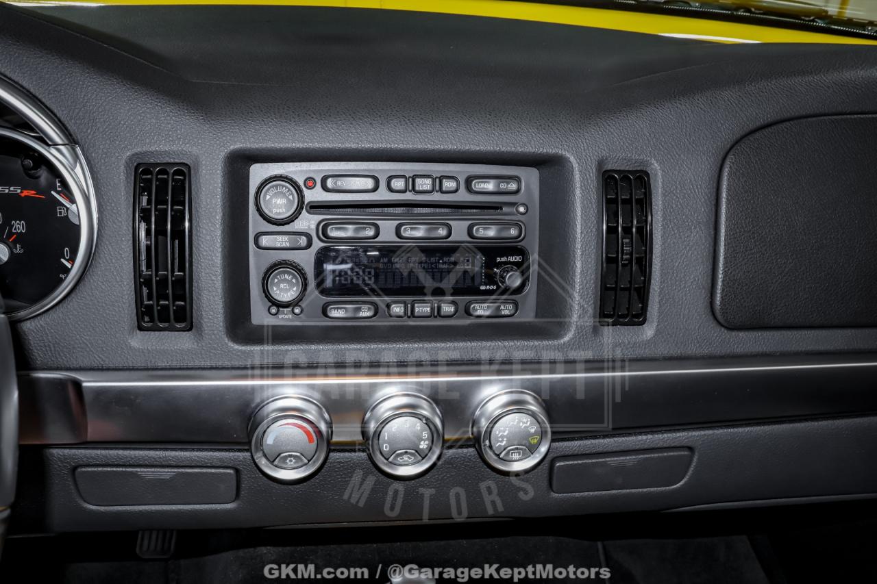 2004 Chevrolet SSR