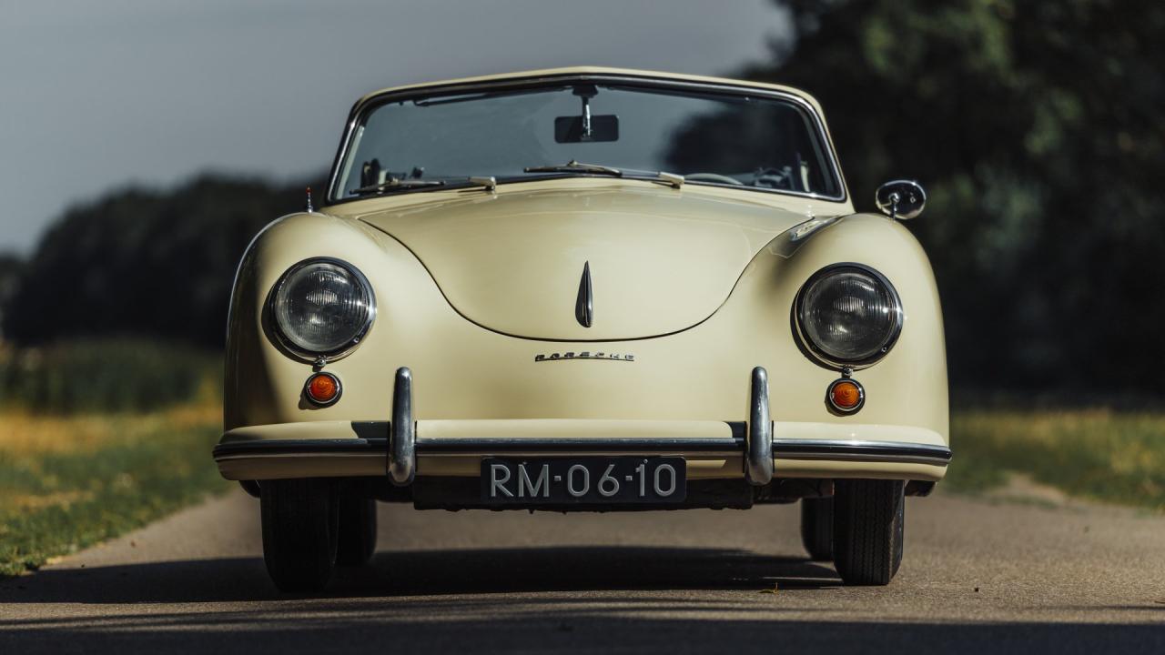 1953 Porsche 356 Pre-A &ldquo;Knickscheibe&rdquo; 1500 Cabriolet