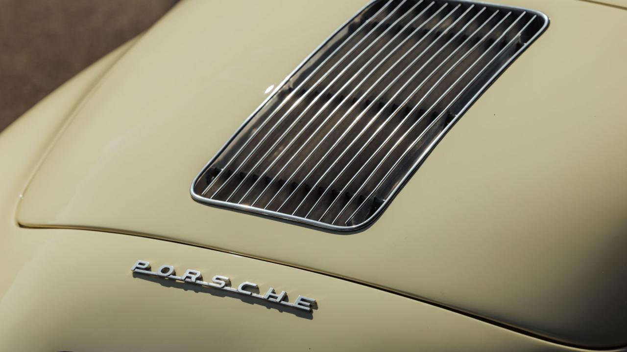 1953 Porsche 356 Pre-A &ldquo;Knickscheibe&rdquo; 1500 Cabriolet