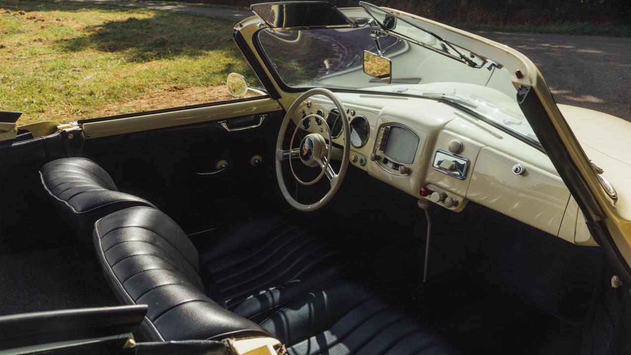 1953 Porsche 356 Pre-A &ldquo;Knickscheibe&rdquo; 1500 Cabriolet