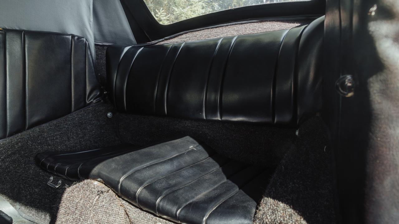 1953 Porsche 356 Pre-A &ldquo;Knickscheibe&rdquo; 1500 Cabriolet