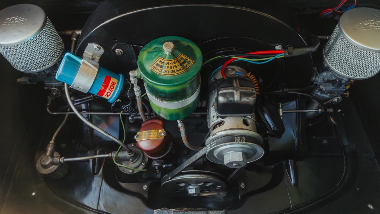 1953 Porsche 356 Pre-A &ldquo;Knickscheibe&rdquo; 1500 Cabriolet