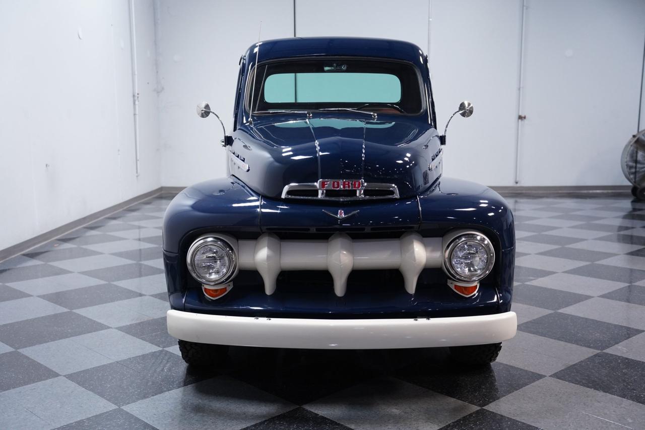 1952 Ford F-1