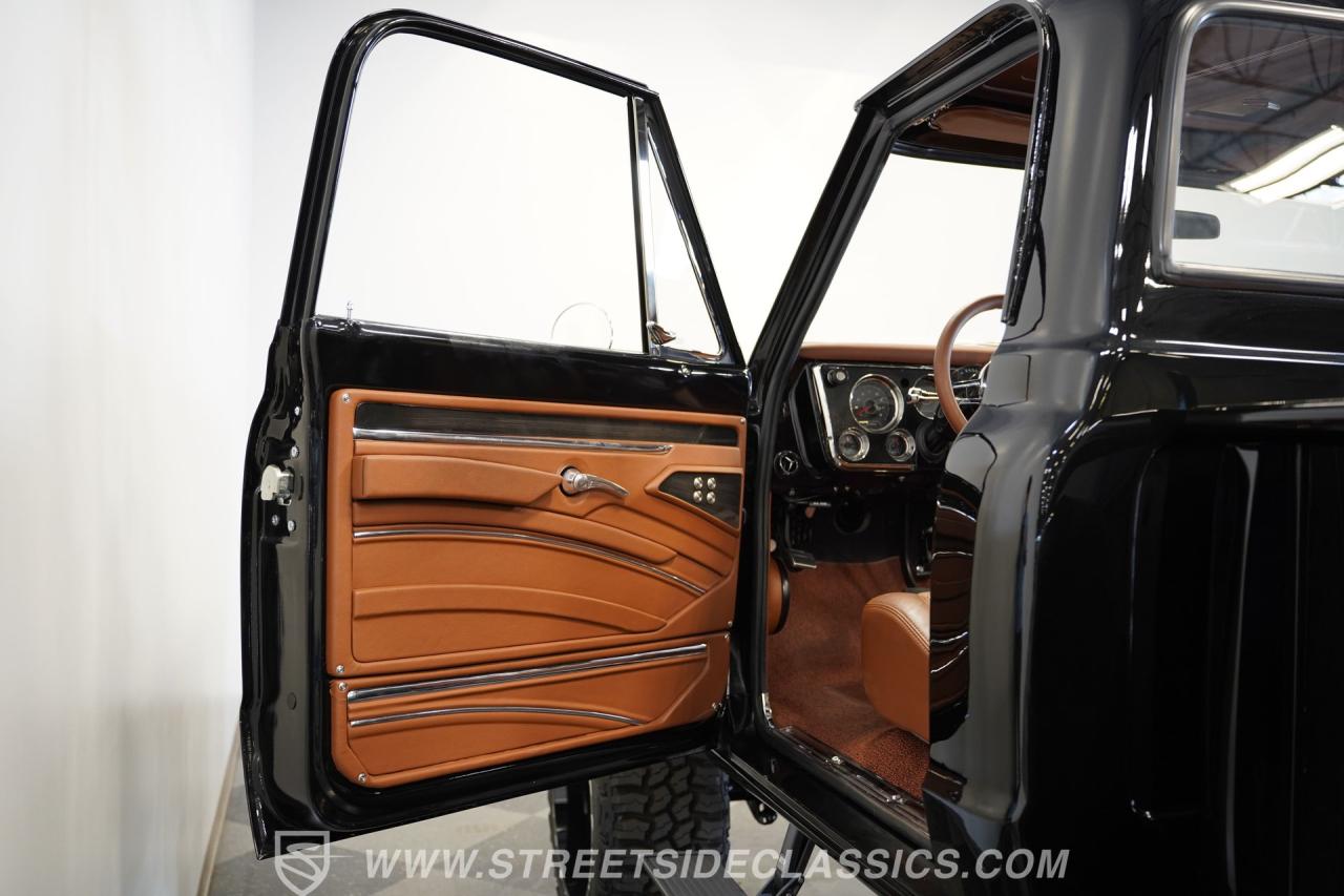 1971 Chevrolet K10 Stepside 4X4 LS3 Restomod