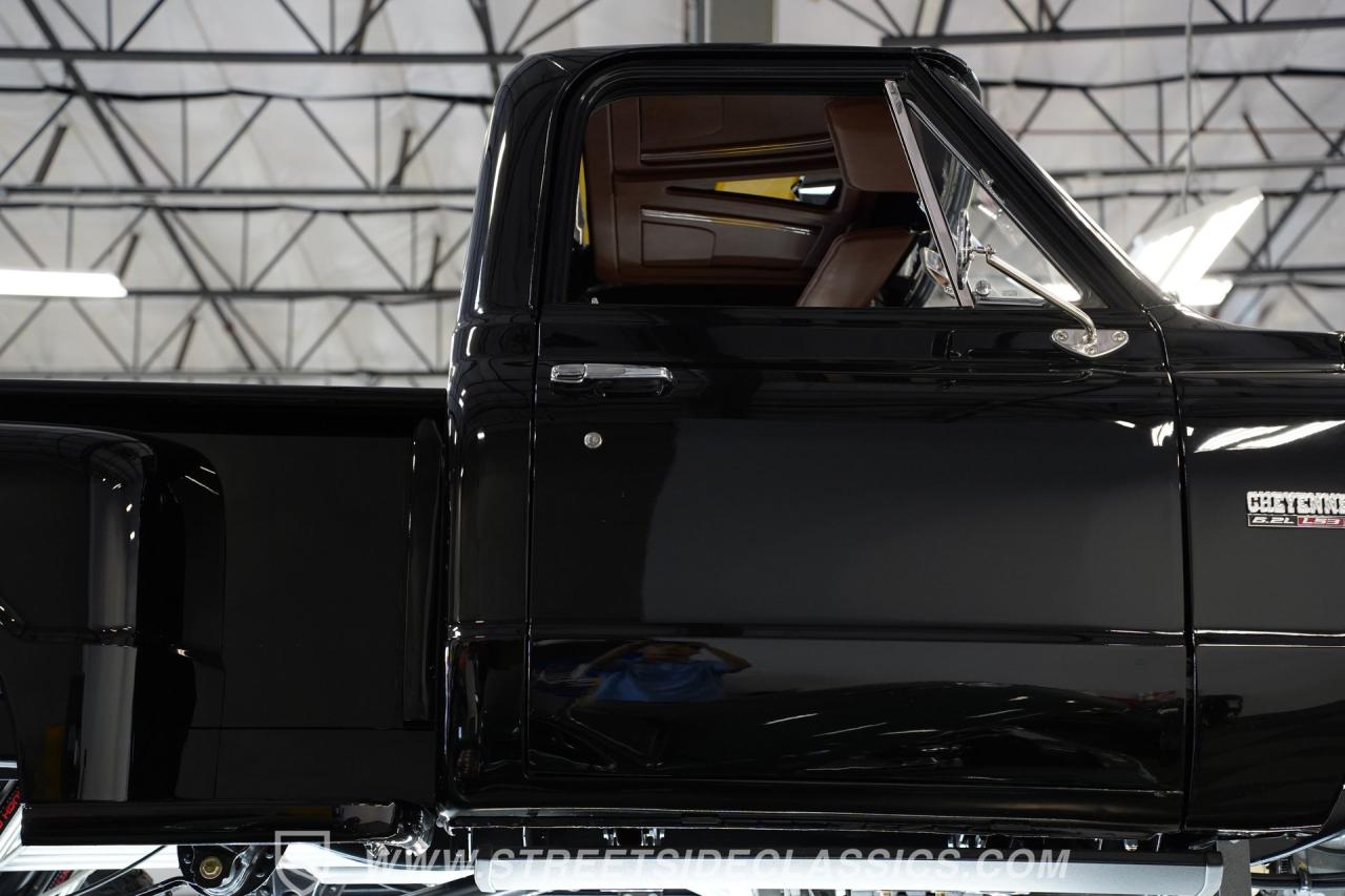 1971 Chevrolet K10 Stepside 4X4 LS3 Restomod