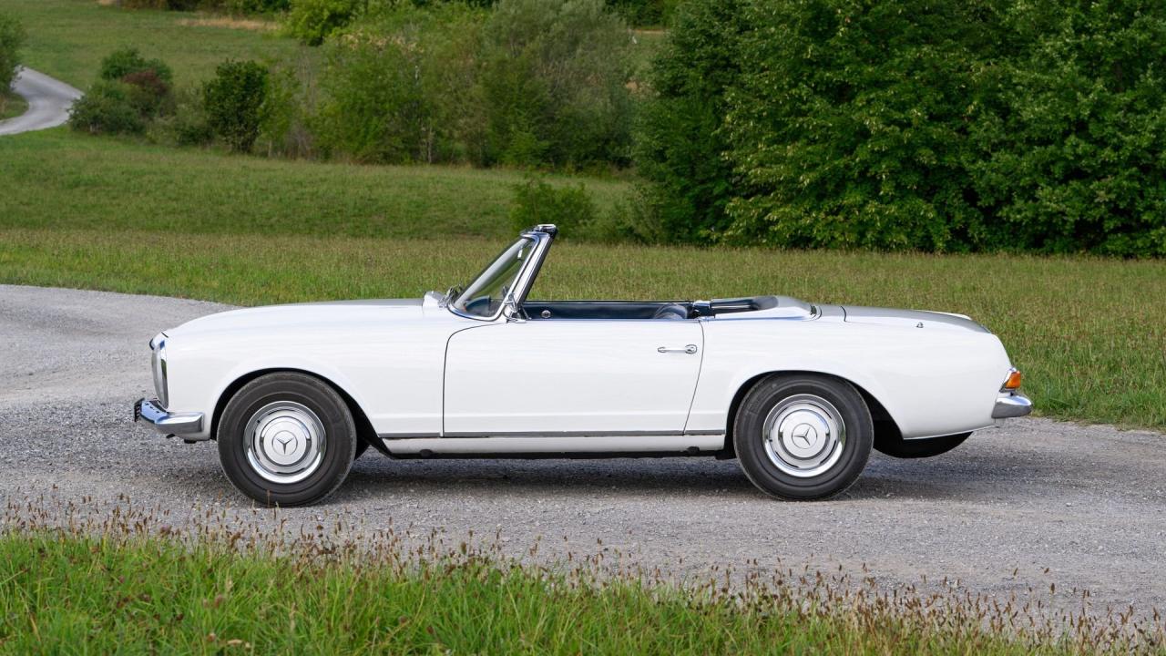 1964 Mercedes - Benz 230 SL Pagoda