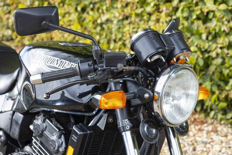 1999 Triumph SPEED TRIPLE 900