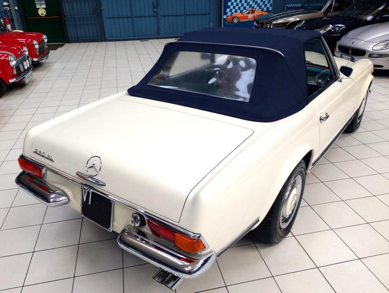 1965 Mercedes - Benz BENZ  230 SL PAGODE 1965