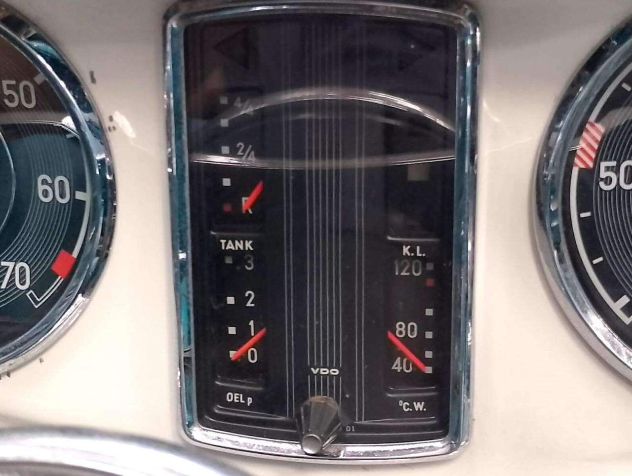 1965 Mercedes - Benz BENZ  230 SL PAGODE 1965