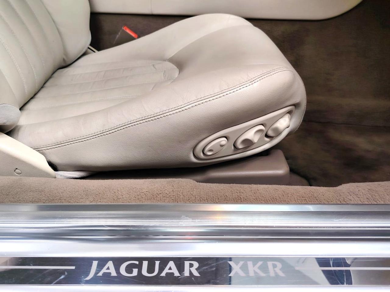 1998 Jaguar XK R COUPE 1998