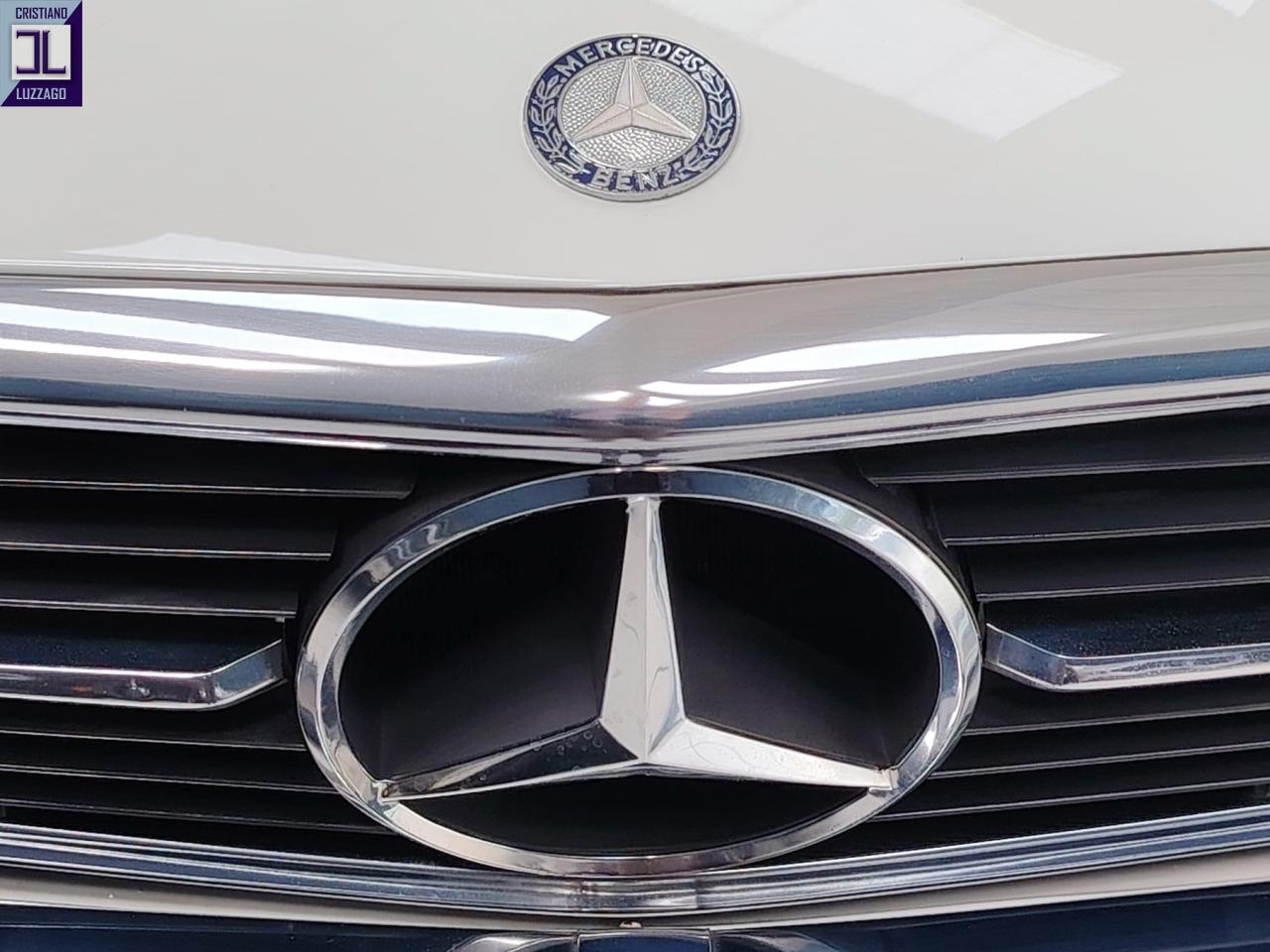 1981 Mercedes - Benz 280 SL W107 1981