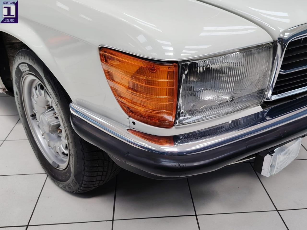 1981 Mercedes - Benz 280 SL W107 1981