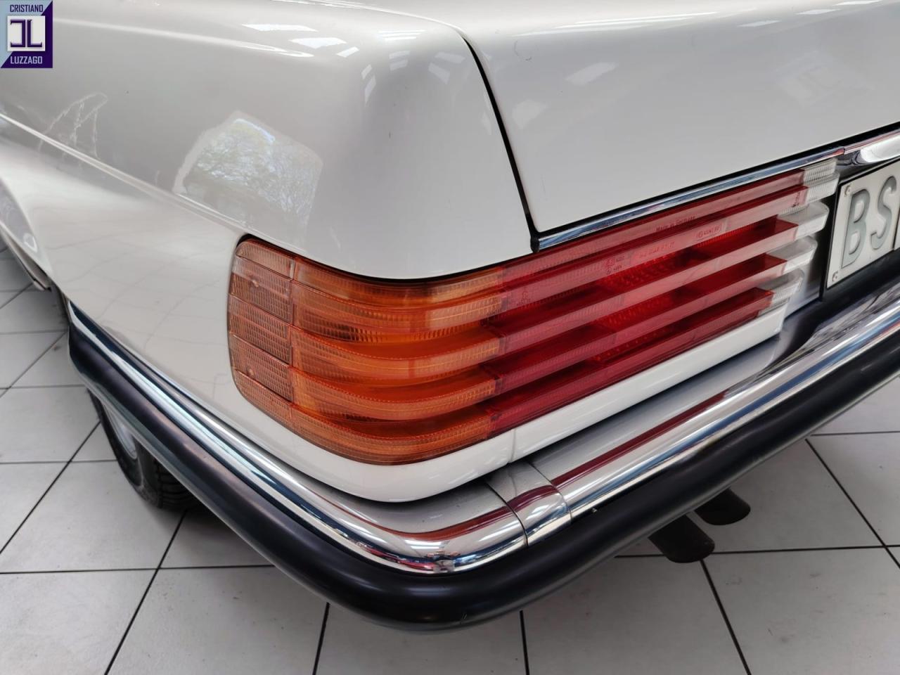 1981 Mercedes - Benz 280 SL W107 1981