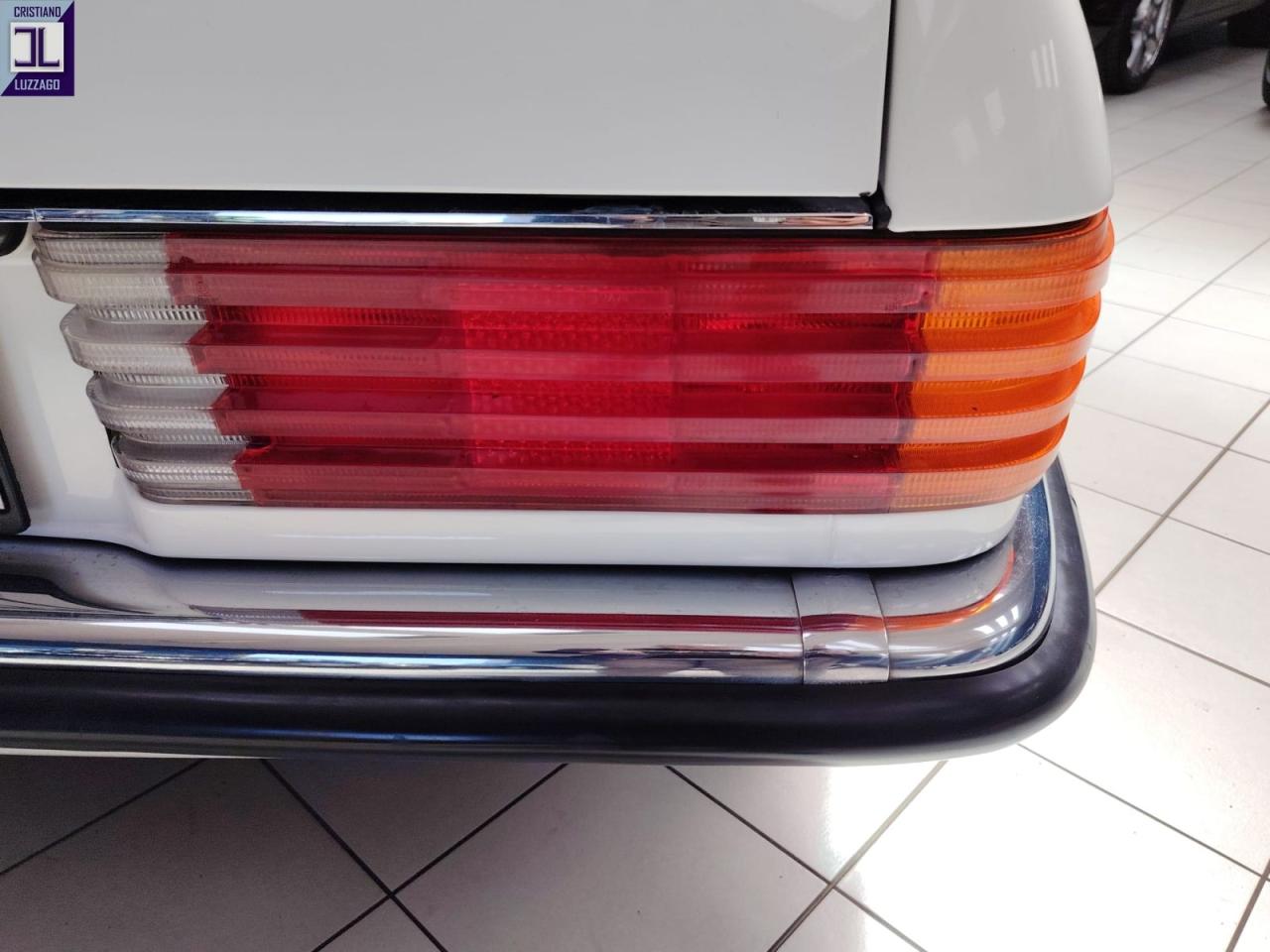 1981 Mercedes - Benz 280 SL W107 1981