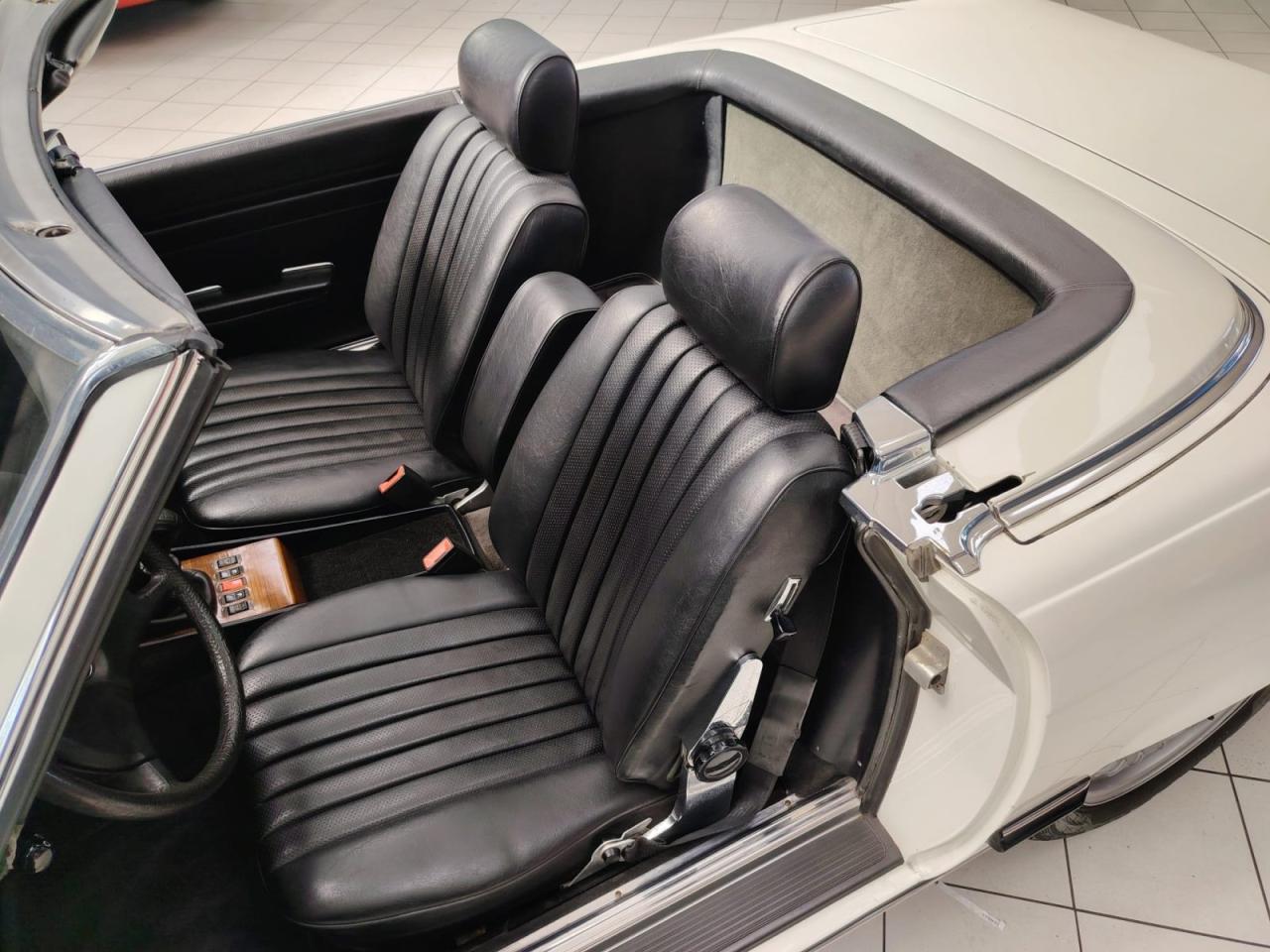 1981 Mercedes - Benz 280 SL W107 1981