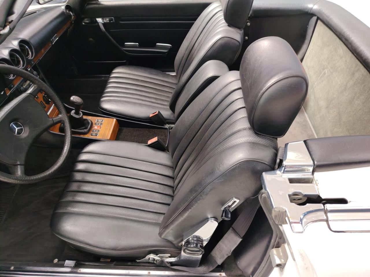 1981 Mercedes - Benz 280 SL W107 1981