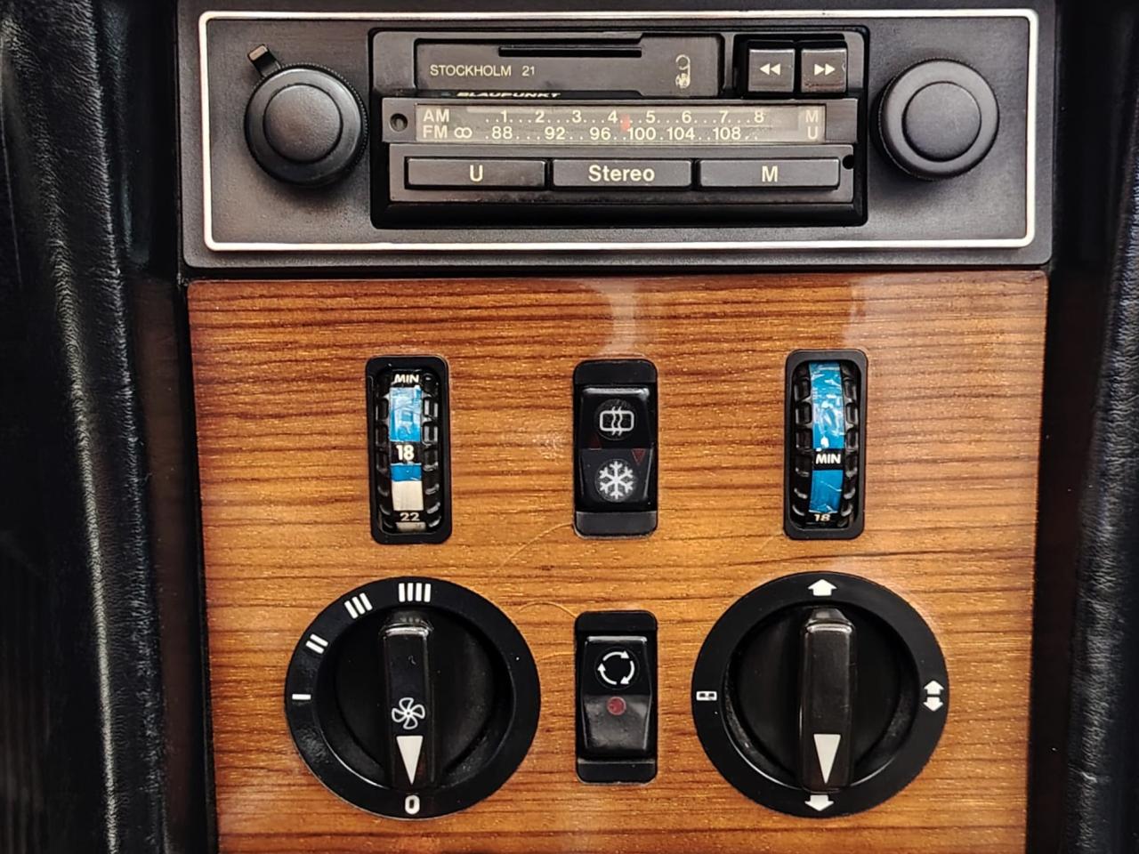 1981 Mercedes - Benz 280 SL W107 1981