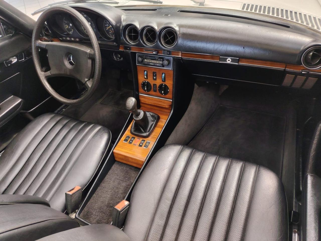 1981 Mercedes - Benz 280 SL W107 1981