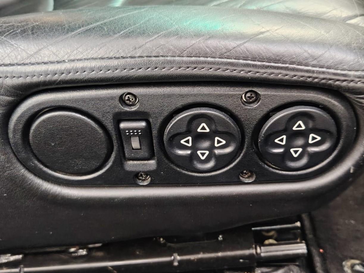 1995 Porsche 993 CARRERA 4S COUPE&rsquo; 1995