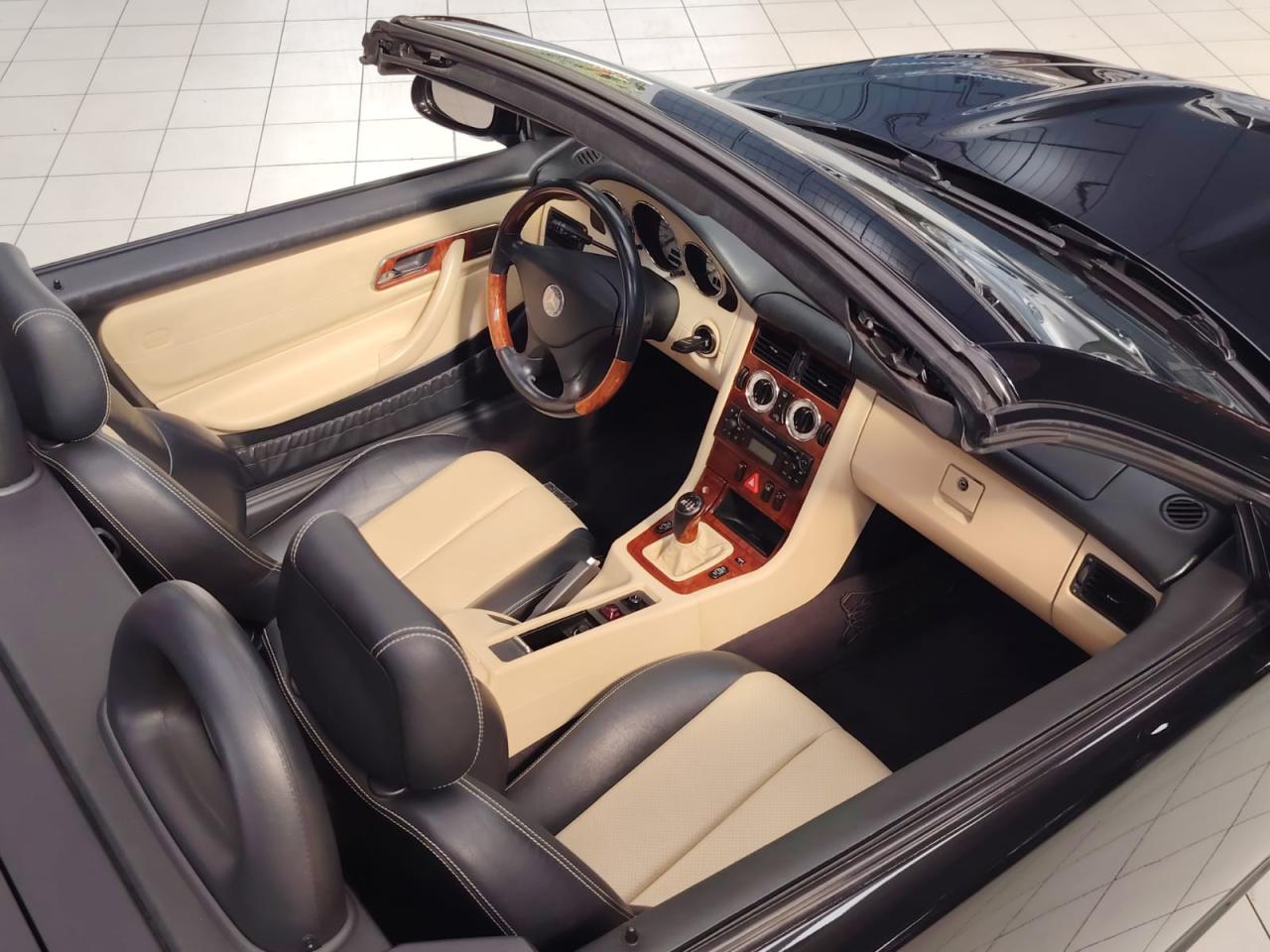 2002 Mercedes - Benz SLK 230 KOMPRESSOR 2002