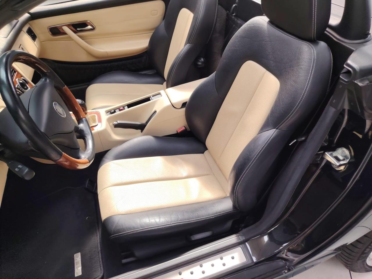 2002 Mercedes - Benz SLK 230 KOMPRESSOR 2002