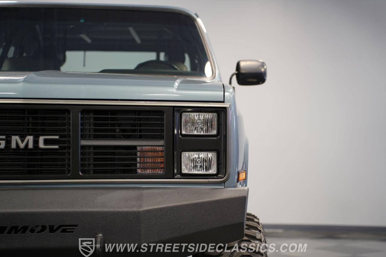 1984 GMC Jimmy 4X4 Restomod