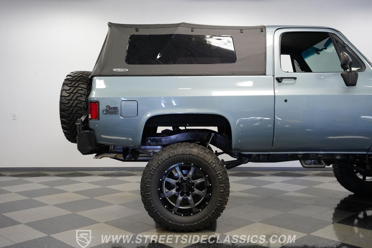 1984 GMC Jimmy 4X4 Restomod