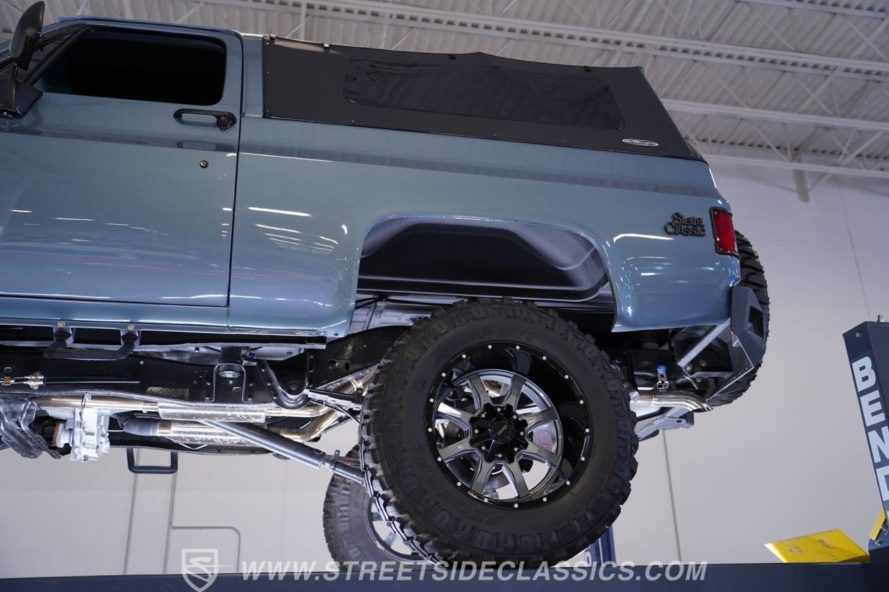 1984 GMC Jimmy 4X4 Restomod