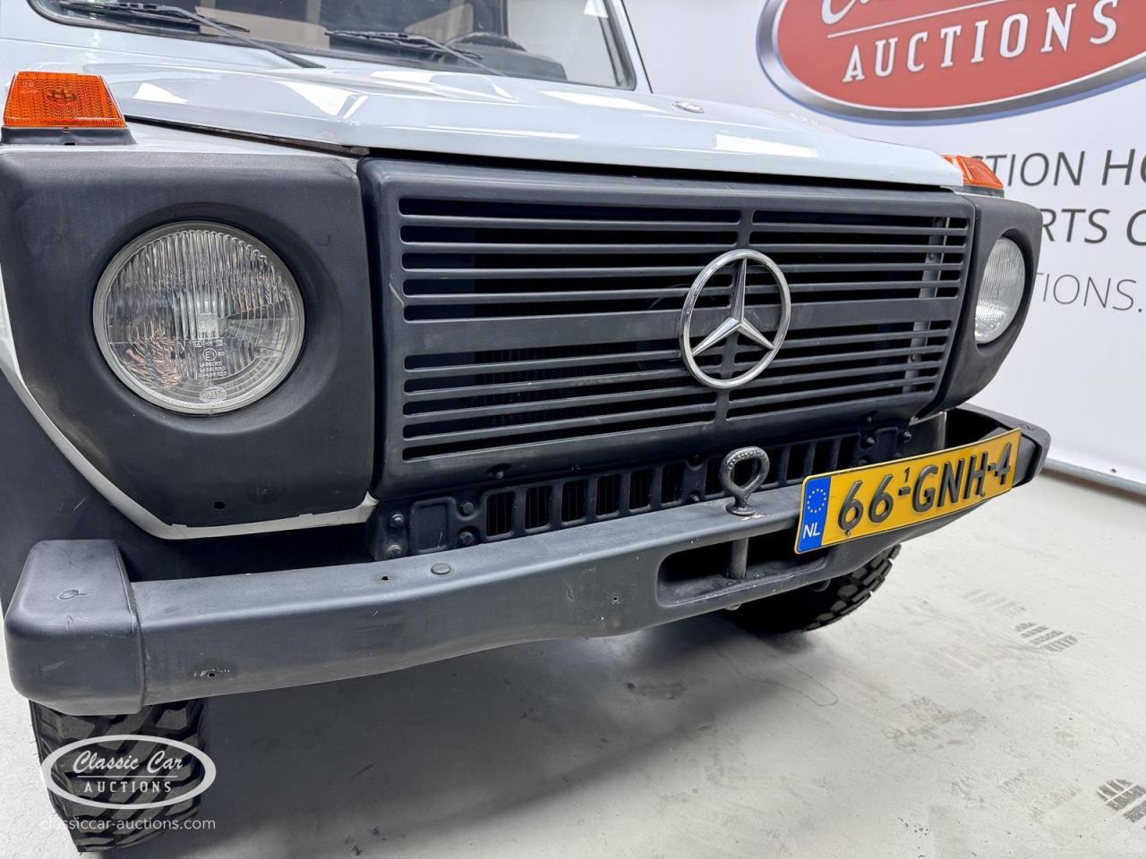 1981 Mercedes - Benz 230G