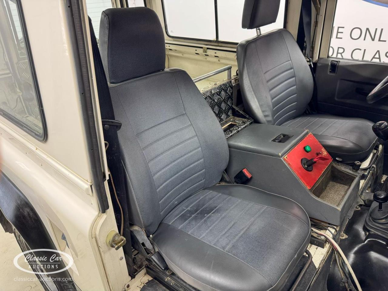 1997 Land Rover Defender