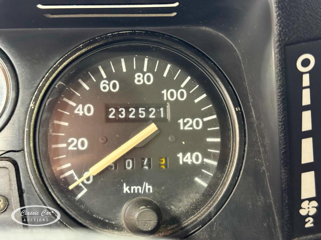 1997 Land Rover Defender