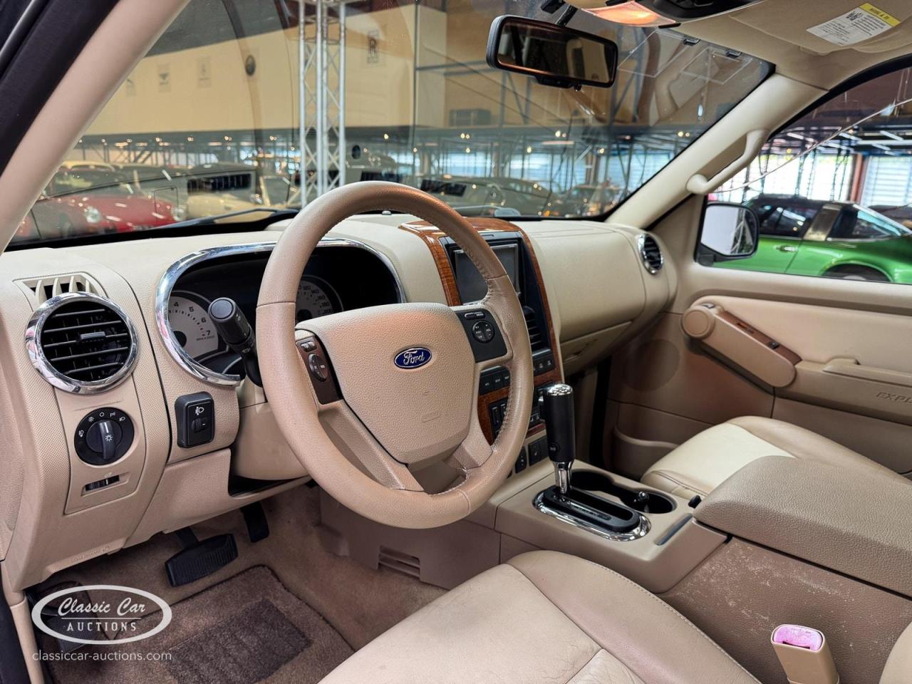 2010 Ford Explorer