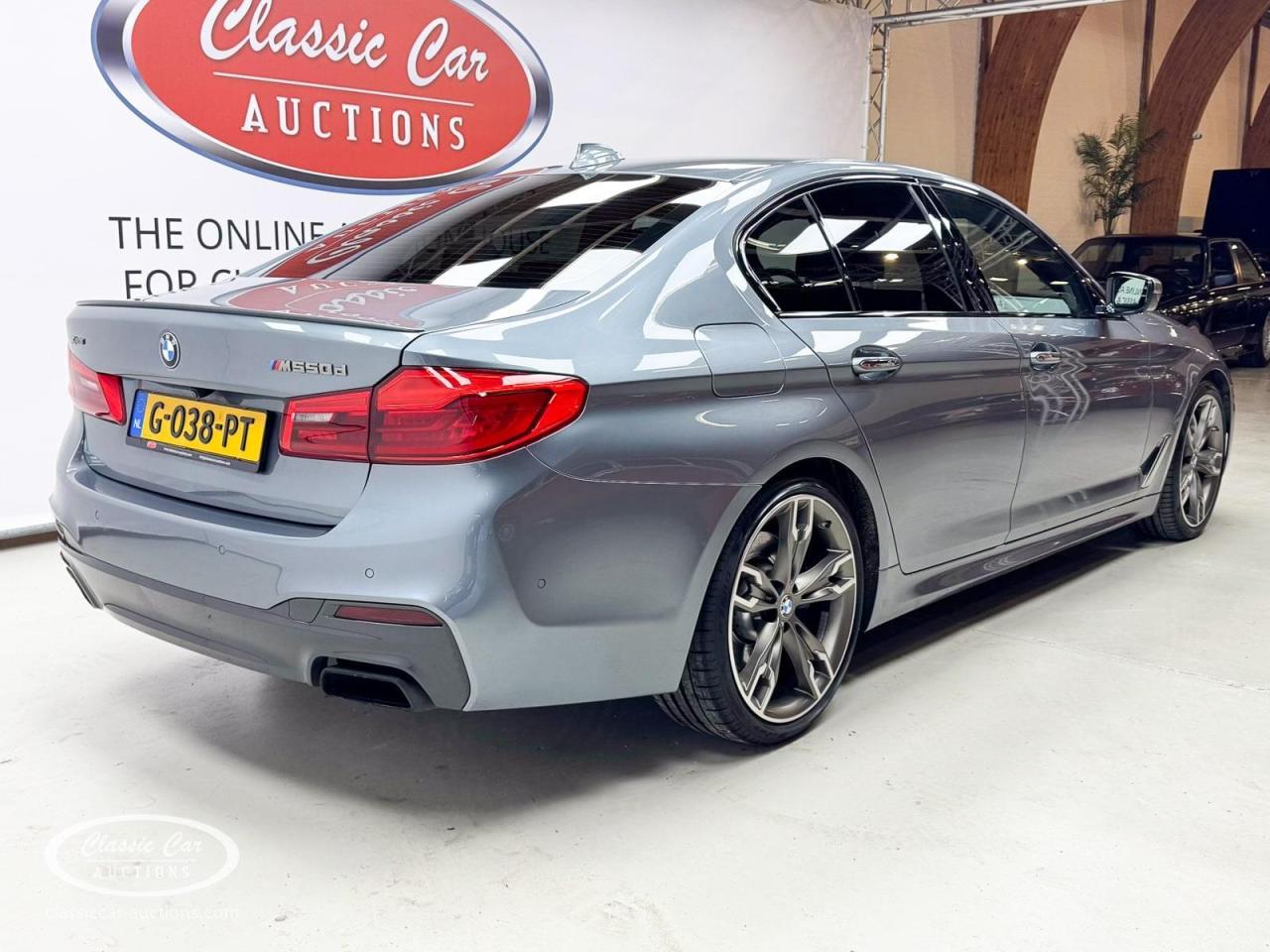 2017 BMW M550D