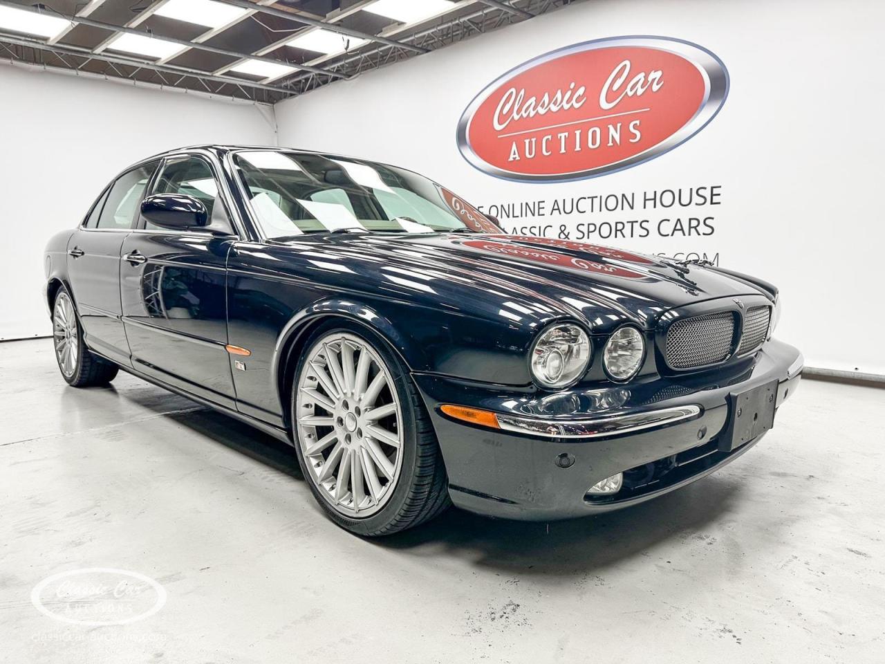 2004 Jaguar XJR