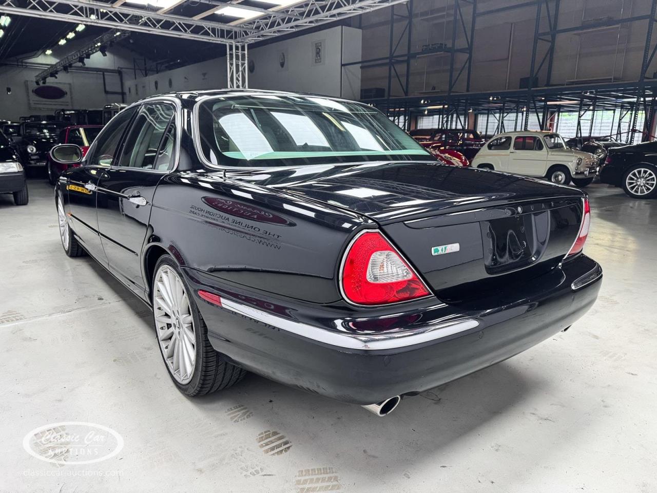 2004 Jaguar XJR