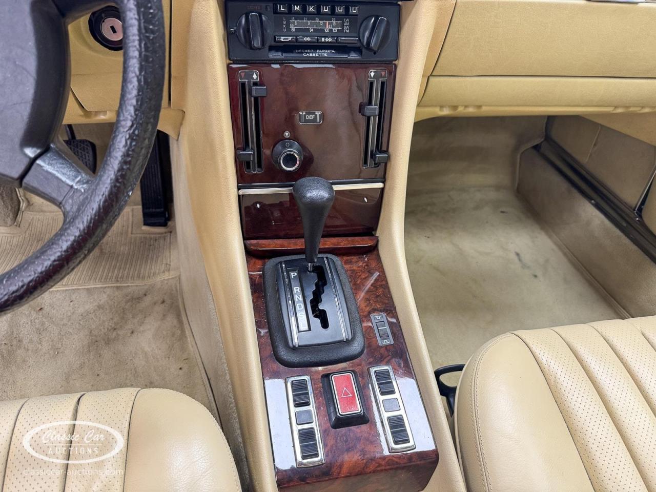 1981 Mercedes - Benz 500