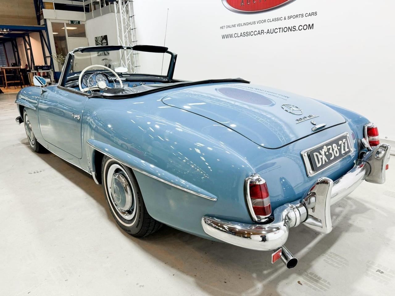 1961 Mercedes - Benz 190 SL