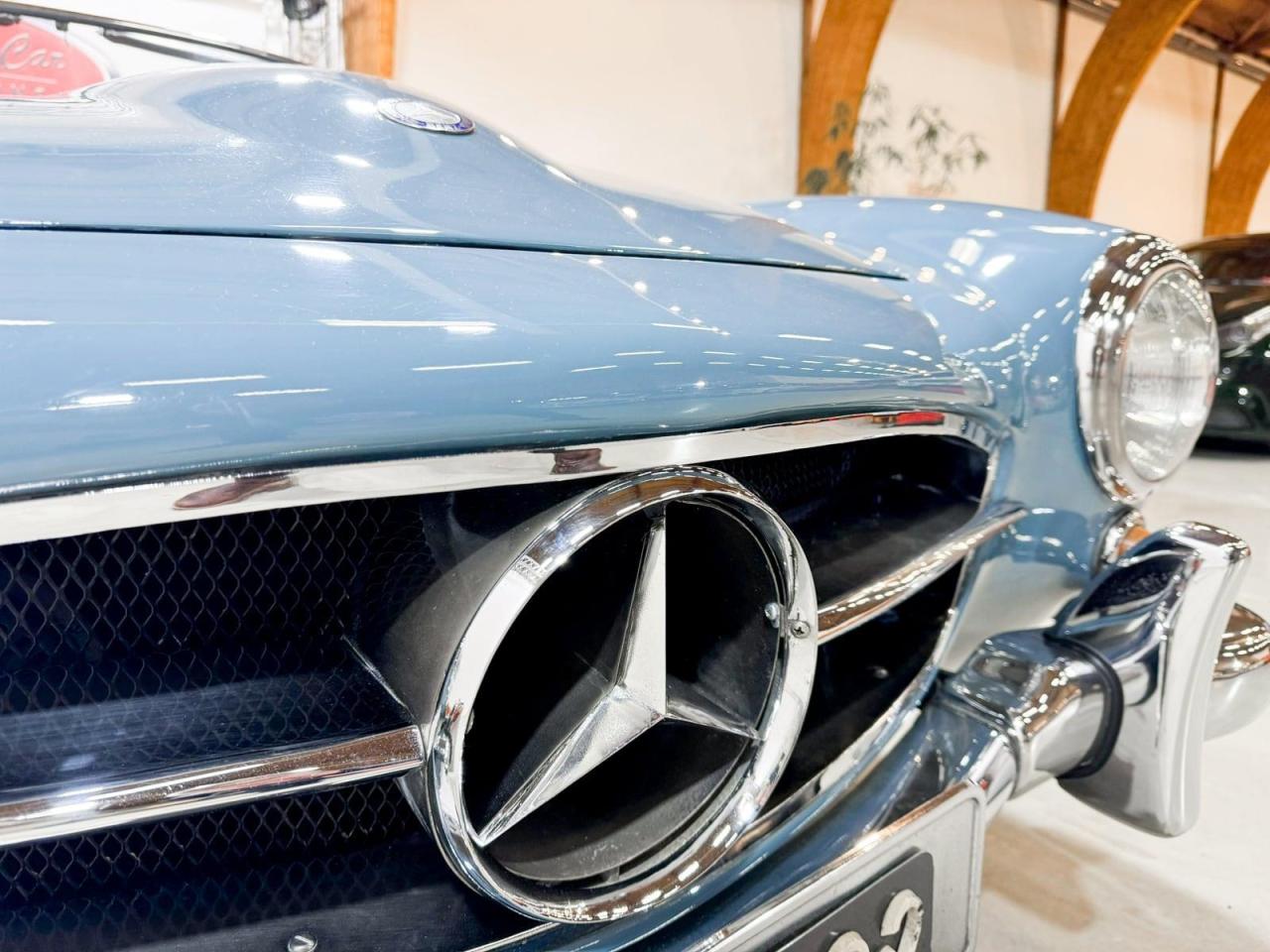 1961 Mercedes - Benz 190 SL
