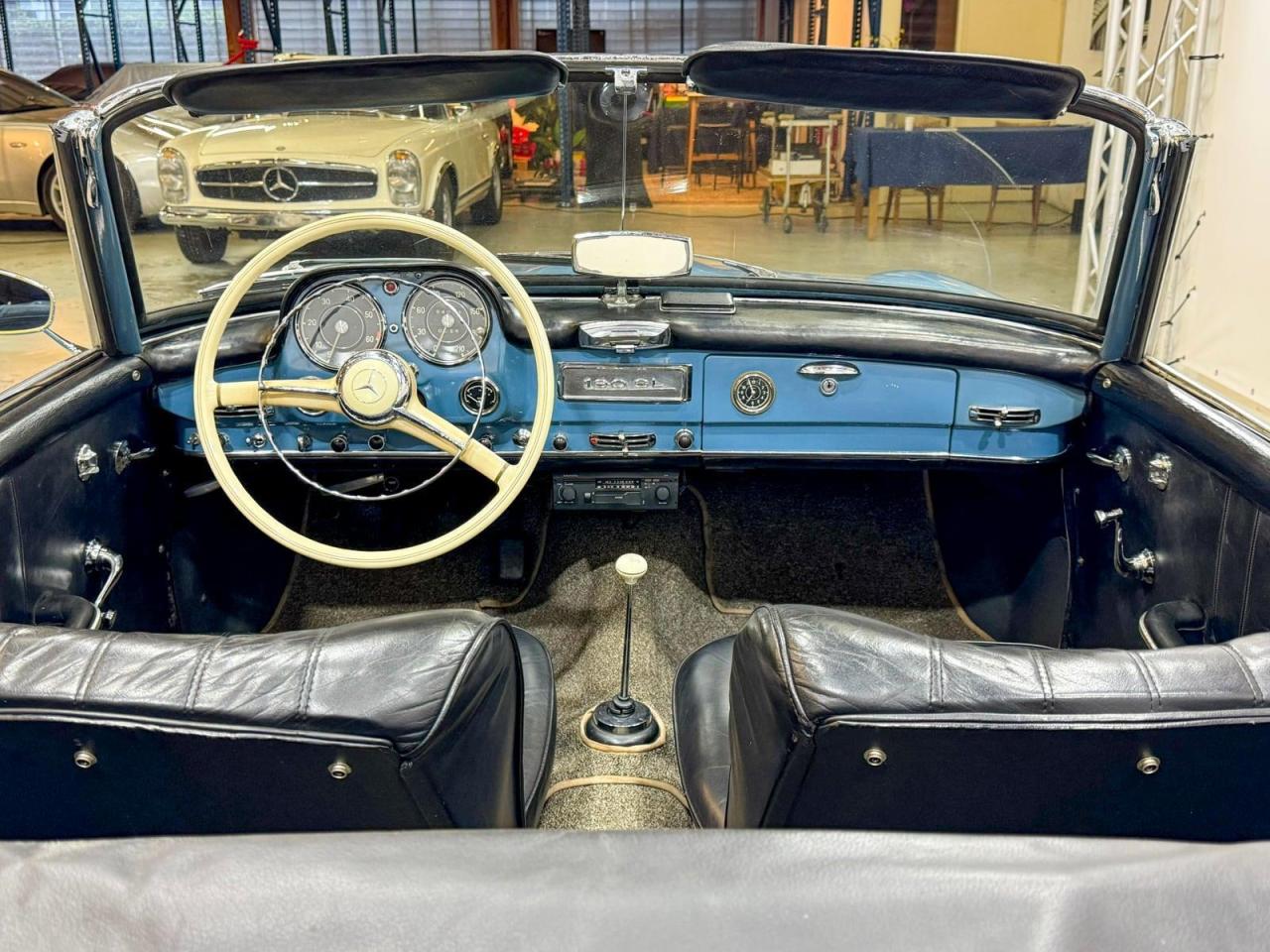 1961 Mercedes - Benz 190 SL