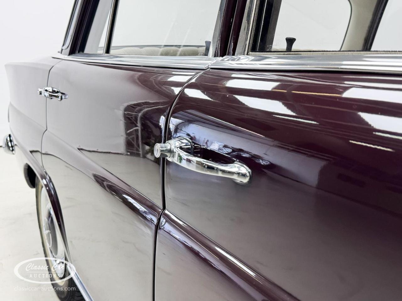 1966 Mercedes - Benz 200