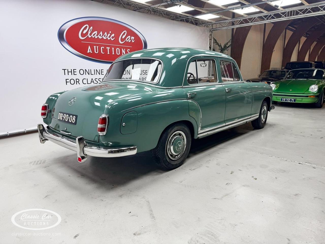1959 Mercedes - Benz 220S