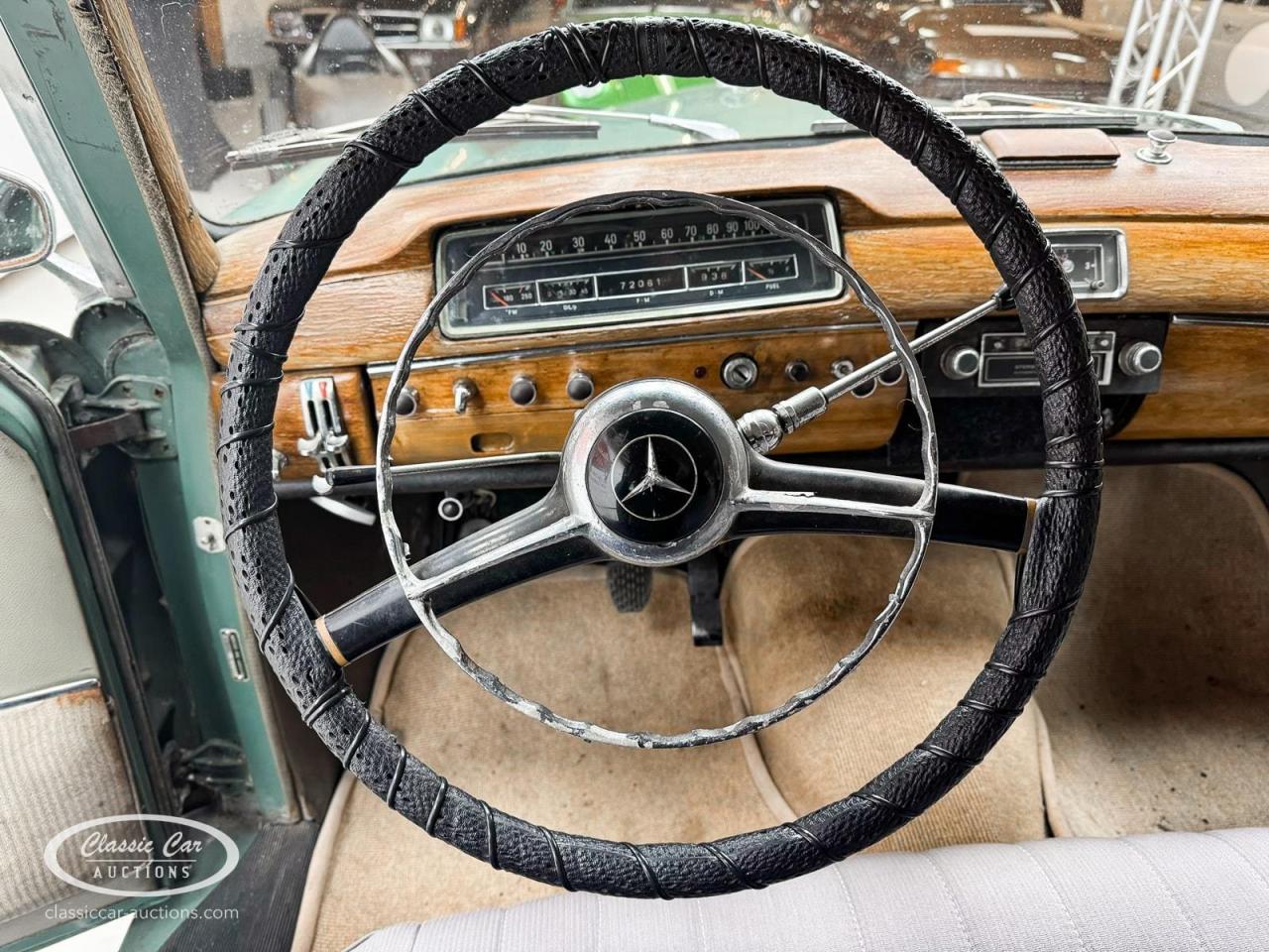 1959 Mercedes - Benz 220S